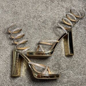 Windsor Morrin 70 Heels – Gold, Size 10, Gently Worn
